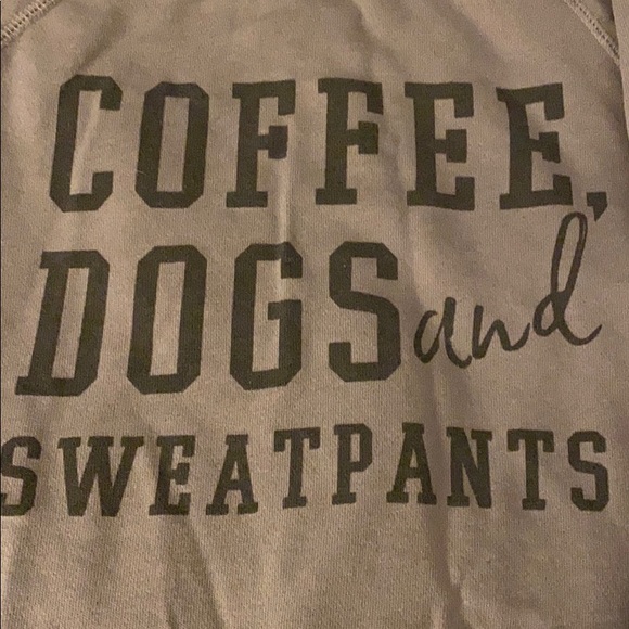 Zoe & Liv Hi-Lo Sweatshirt 🔥last call!🔥 - Picture 2 of 3